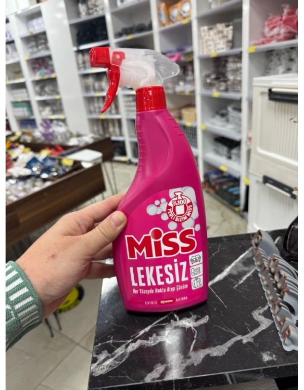 Miss Lekesiz Leke Çıkarıcı Sprey  Her Yüze Uygun 750 ML
