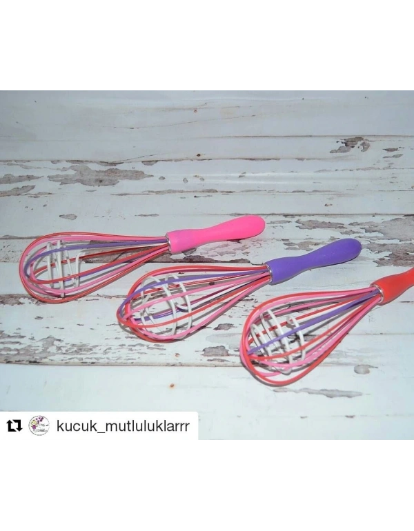 İÇİ KIVRIMLI SİLİKON ÇIRPICI