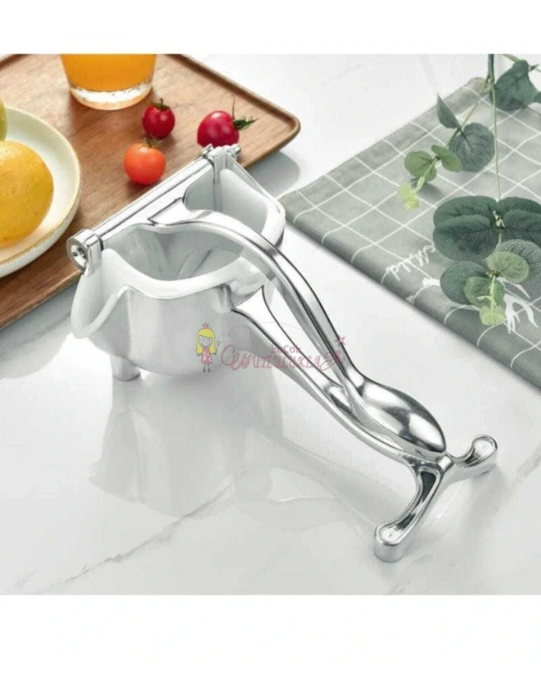 Manuel Meyve Sıkacağı