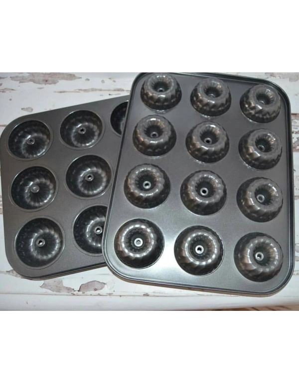 METAL GÖBEKLİ MUFFİN KABI