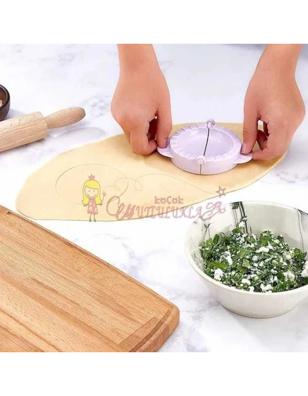 Plastik Mantı Aparatı Ravioli Çiğ Börek Kalıbı