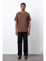 Erkek Normal Kalıp Bisiklet Yaka Thşört- Kahverengi