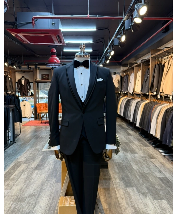 Erkek Dar Kesim Slimfit Kırlangıç Yaka Damatlık Takım Elbise-Siyah