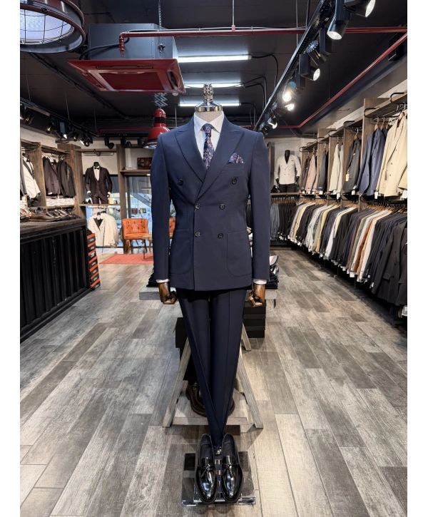 Erkek Dar Kesim Slimfit Kırlangıç Yaka KruvazeTakım Elbise-Lacivert
