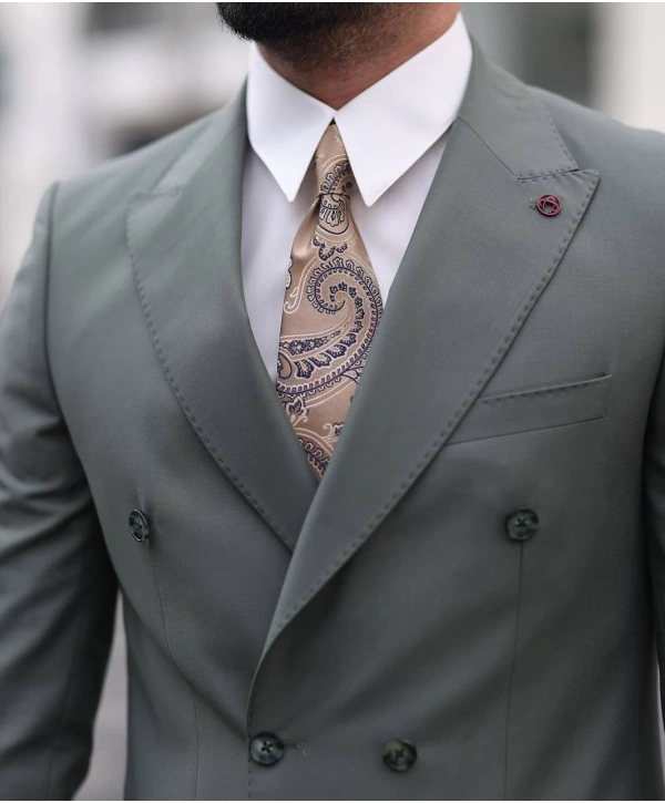 Erkek Dar Kesim Slimfit Yelekli Kırlangıç Yaka Takım Elbise-Yeşil