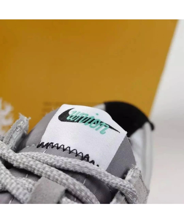 Erkek Nike Cortez Un/La Ayakkabı - Gri