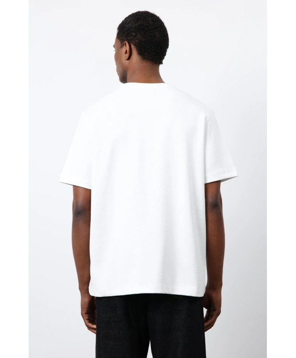 Erkek Normal Kalıp Bisiklet Yaka Thşört- Beyaz