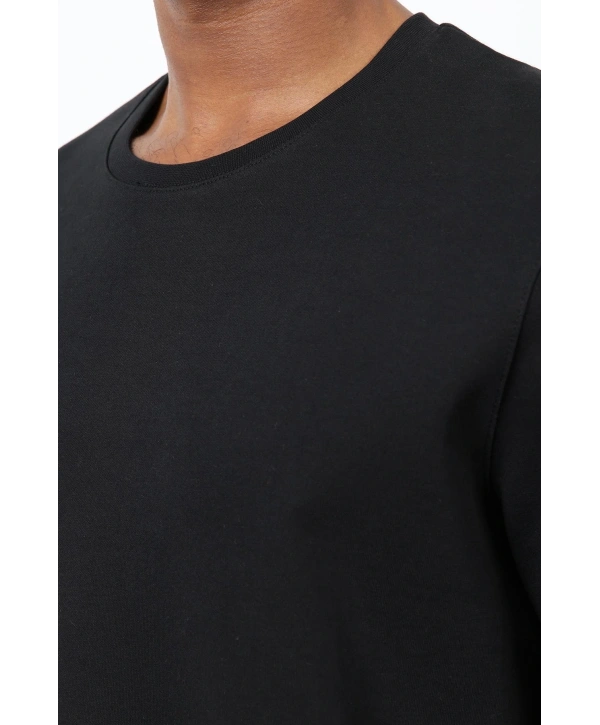 Erkek Normal Kalıp Bisiklet Yaka Thşört- Siyah