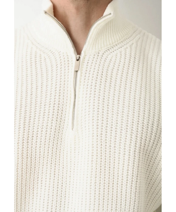 Erkek Yakası Fermuarlı Hakim Yaka Triko- Ekru