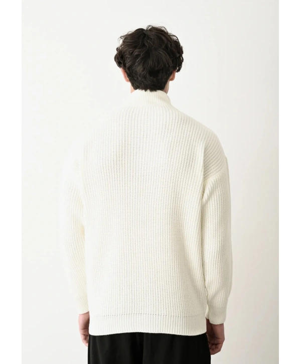 Erkek Yakası Fermuarlı Hakim Yaka Triko- Ekru