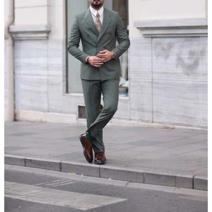 Erkek Dar Kesim Slimfit Yelekli Kırlangıç Yaka Takım Elbise-Yeşil