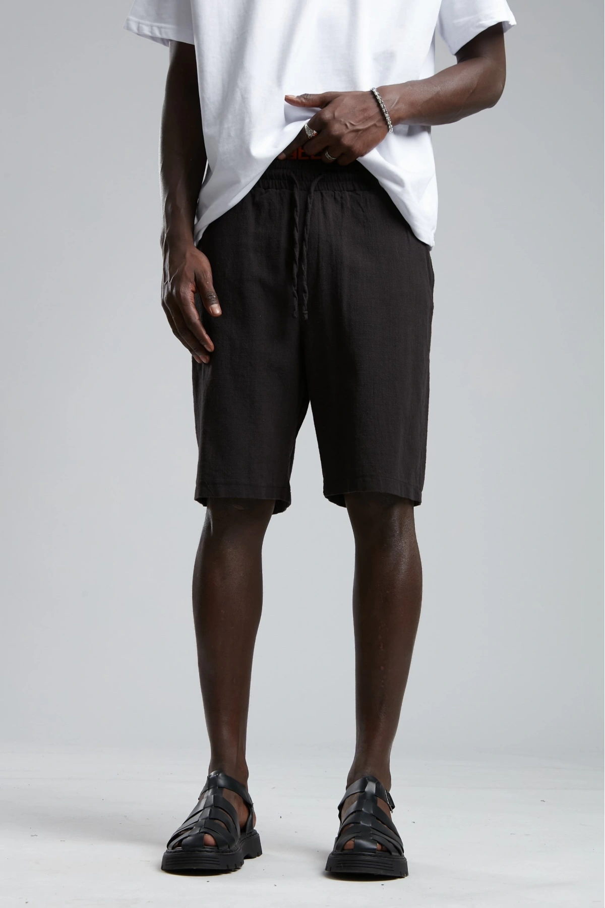 Erkek Beli Lastikli Keten Şort- Siyah