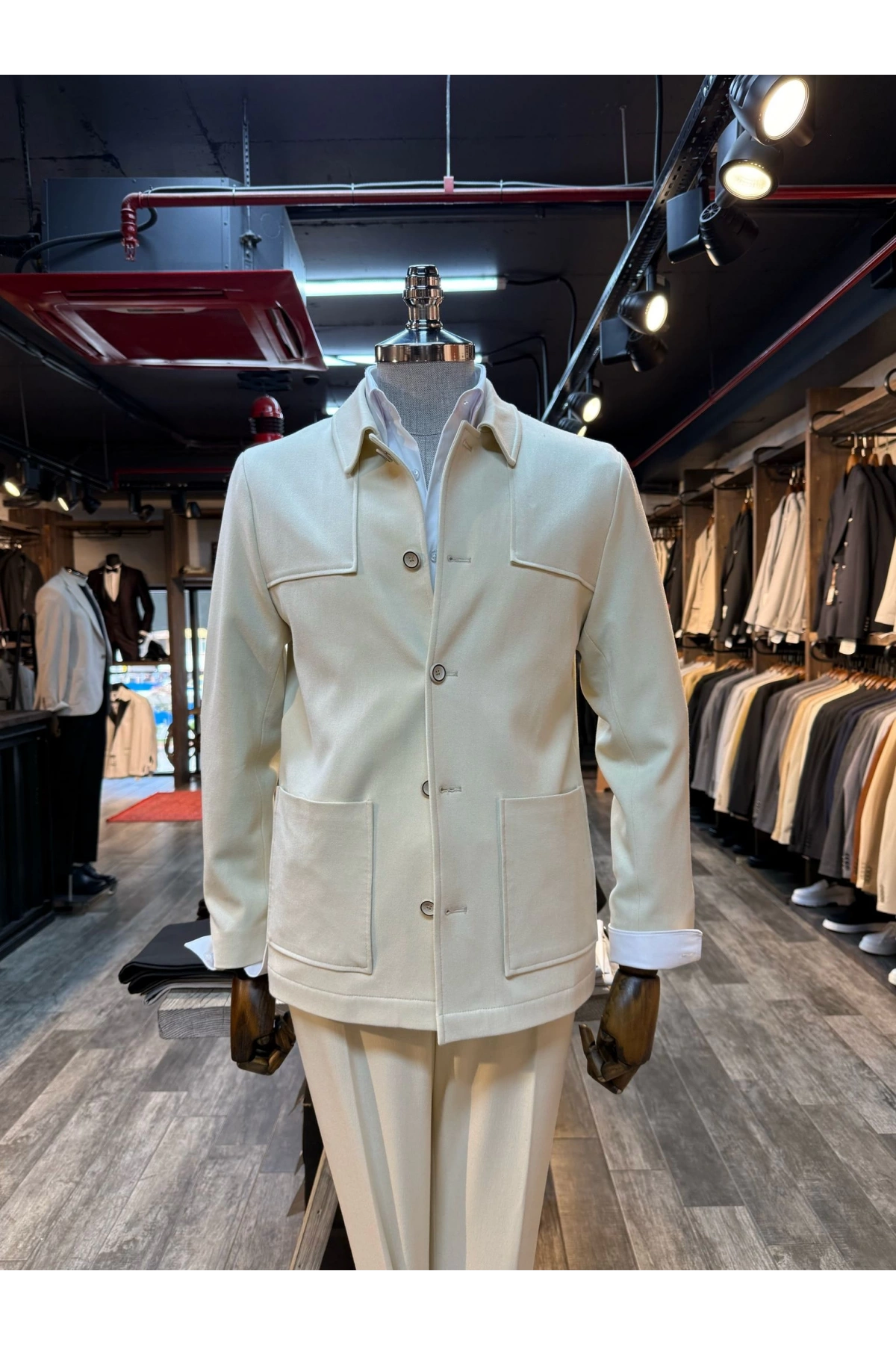 Erkek Dar Kesim Likralı Spor Takım Elbise-Krem