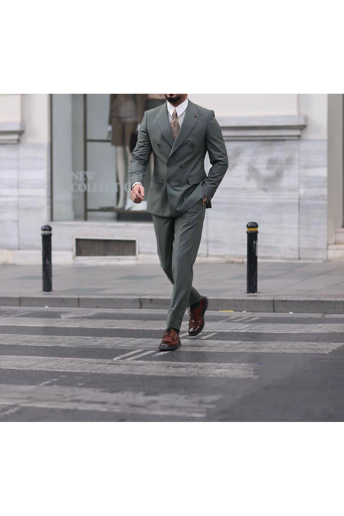 Erkek Dar Kesim Slimfit Yelekli Kırlangıç Yaka Takım Elbise-Yeşil