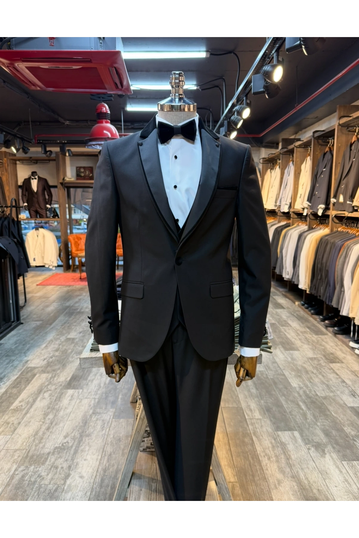 Erkek Dar Kesim Slimfit Yelekli Yakası Çıkabilen Damatlık Takım Elbise-Siyah