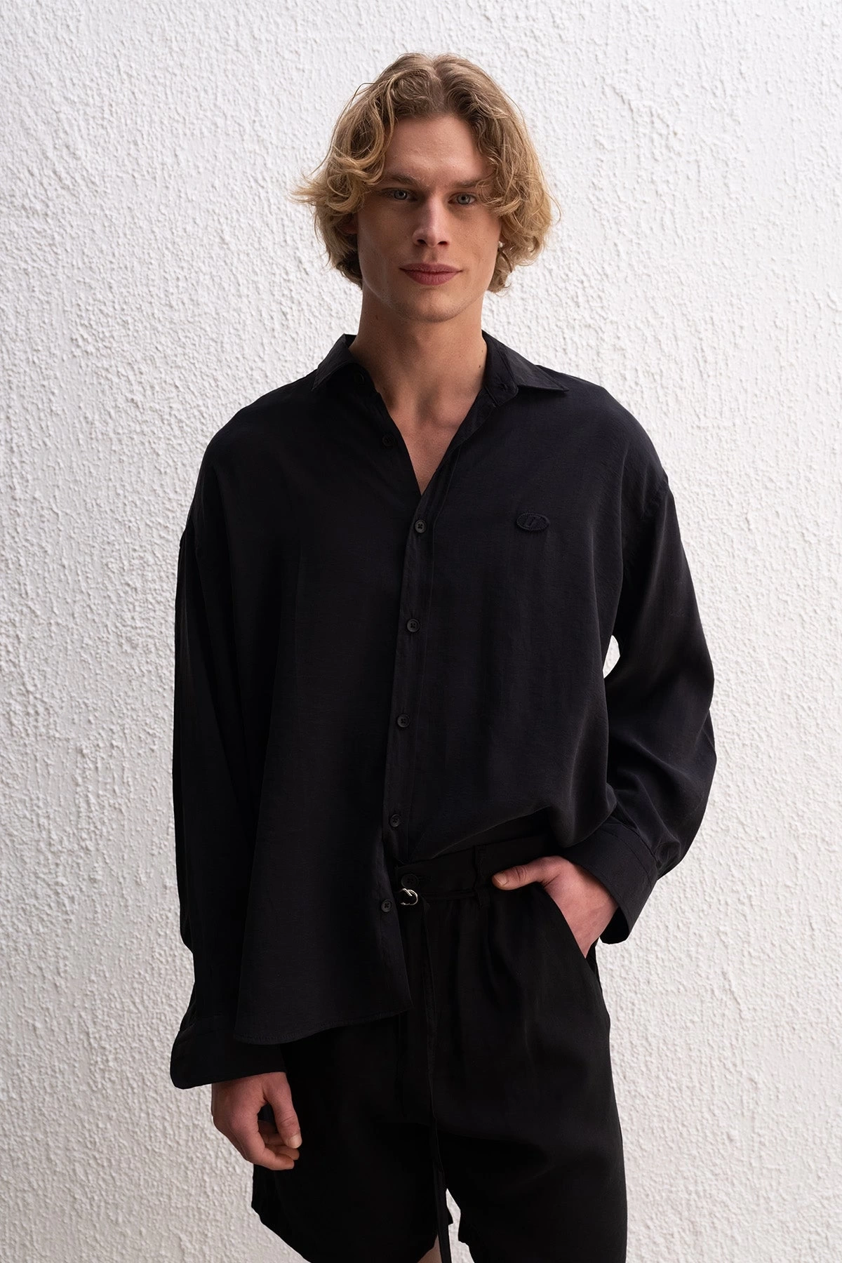 Erkek Modal Kumaş Owersize Uzun Kollu Gömlek- Siyah