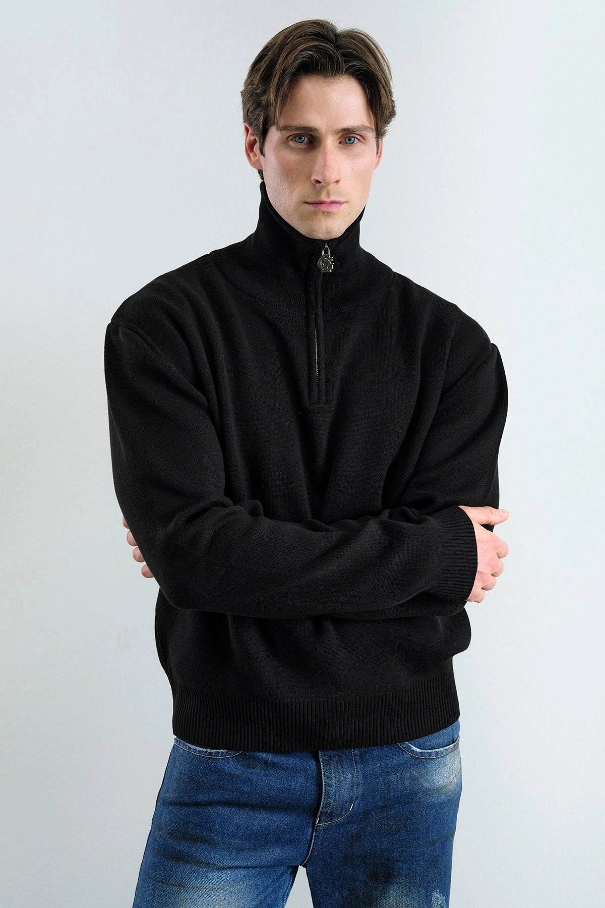 Erkek Normal Kesim Yakası Fermuarlı Polo Yaka Triko -Siyah