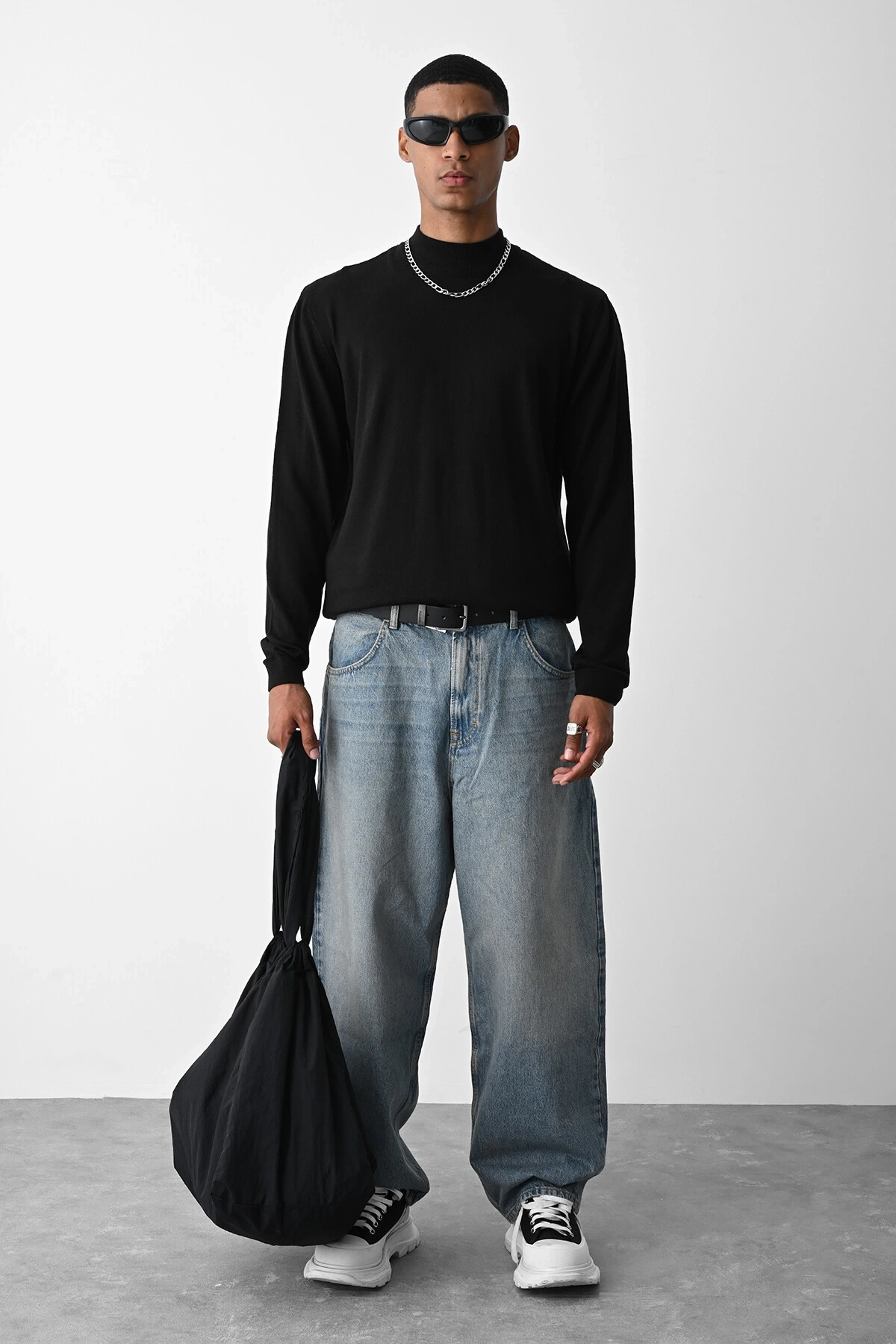 Erkek Owersize Yarım Balıkçı Triko Kazak - Siyah