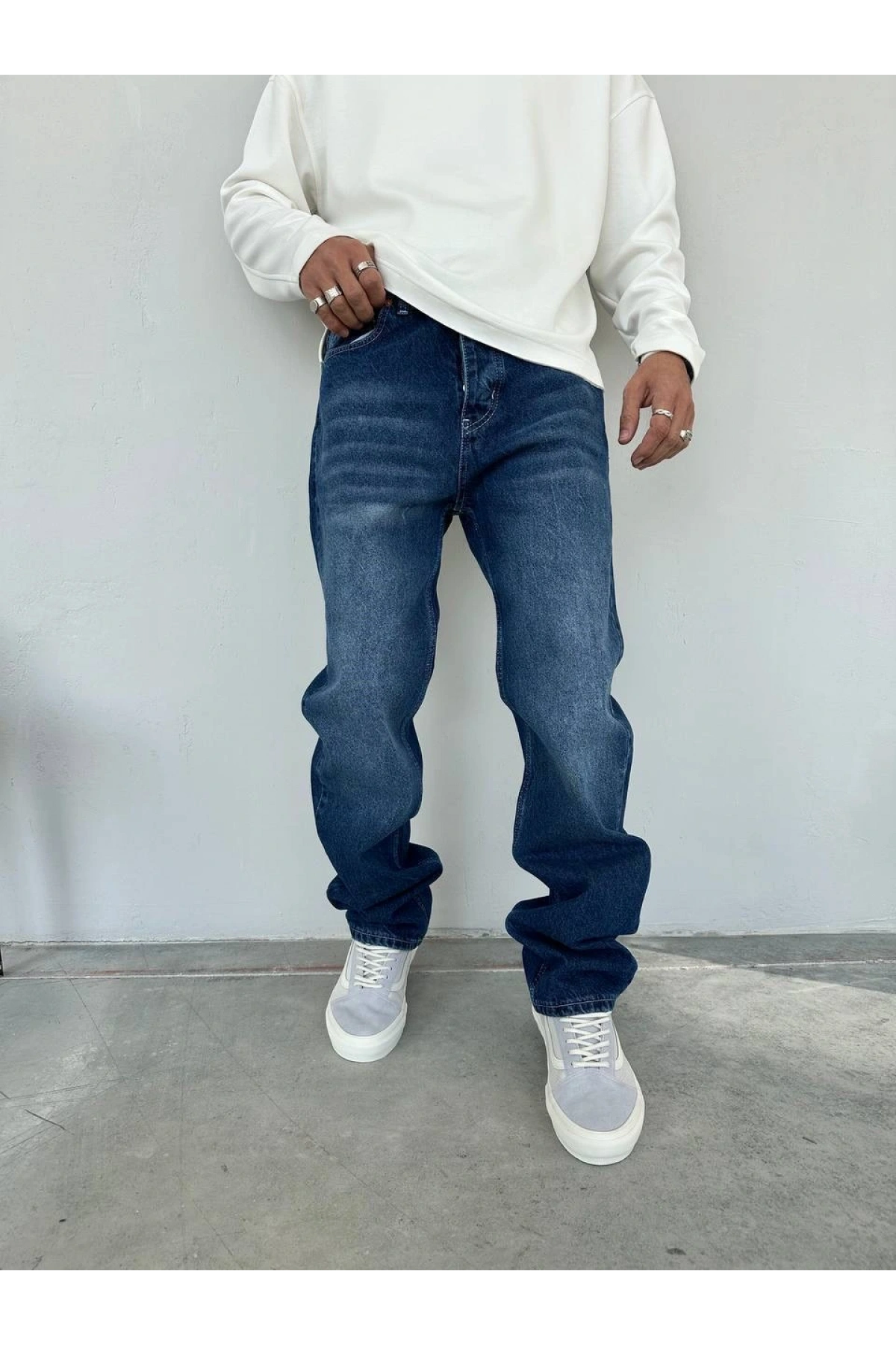 Erkek Rahat Kalıp Taşlamalı Baggy Kot Pantolon - Lacivert