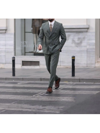 Erkek Dar Kesim Slimfit Yelekli Kırlangıç Yaka Takım Elbise-Yeşil