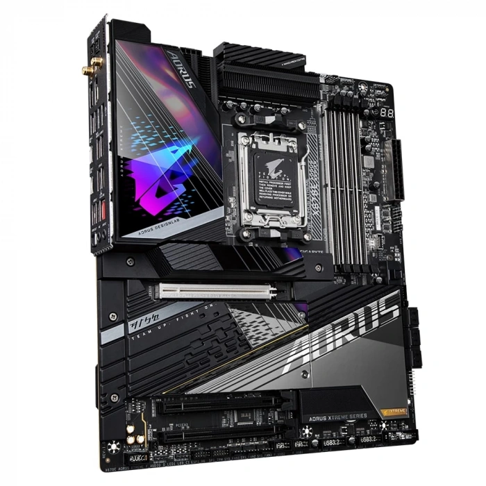 GIGABYTE X670E-AORUS-XTREME AM5 DDR5 8000(OC)MHz E-ATX Gaming Anakart