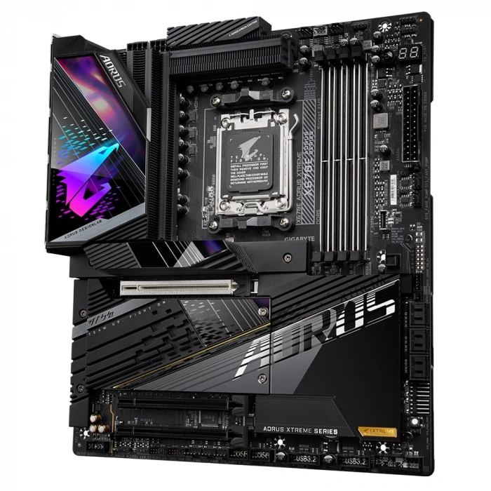 GIGABYTE X670E-AORUS-XTREME AM5 DDR5 8000(OC)MHz E-ATX Gaming Anakart
