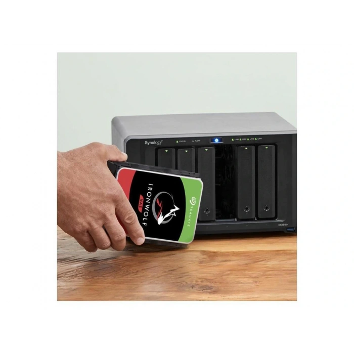 Seagate 10TB Ironwolf ST10000VN000 3.5 256MB 7200 Rpm Nas Disk Harddisk (Koyuncu Distribitör Ürünü)