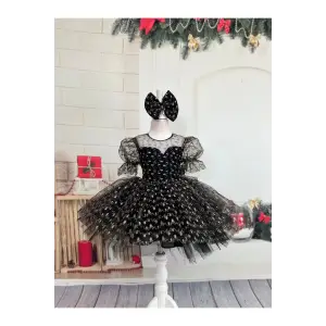 Siyah Kalp Detaylı Kız Çocuk Elbisesi