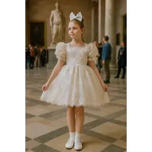 Beyaz Dantelli Kız Çocuk Elbisesi