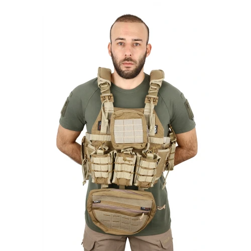 Korumalı ve Hızlı Bırakma Sistemli Bej Renk Çok Cepli Hücum Yeleği