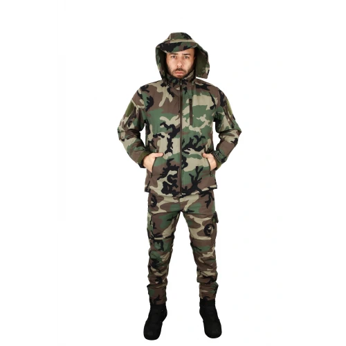 Astüm Softshell Kamuflaj Desenli Su Ve Rüzgar Geçirmez Takım