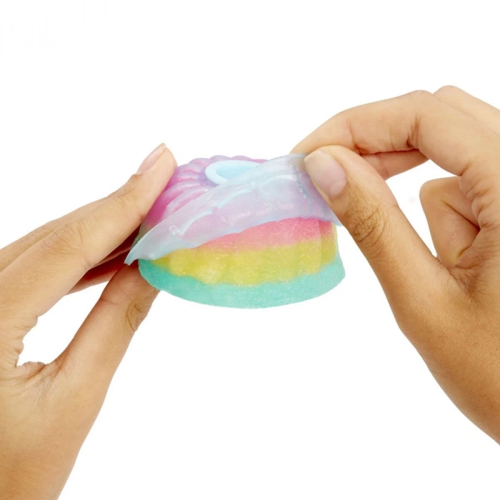 593140 - 507390 L.O.L. Tots Doğumgünü Pastası