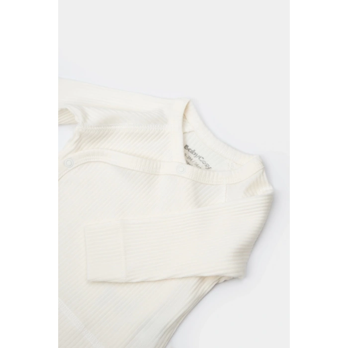 Bebek 4’lü Takım Pantolon, T-shirt, Şapka, Eldiven, Bebek ve Yenidoğan Serisi,Hastane Çıkış Seti