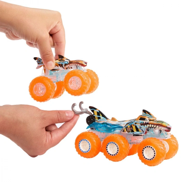 HYJ29 Hot Wheels Monster Trucks Power Smashers Çoklu Paket
