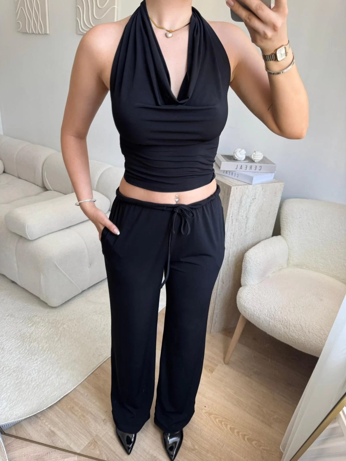 Siyah Halter Yaka Crop & Palazzo Takım