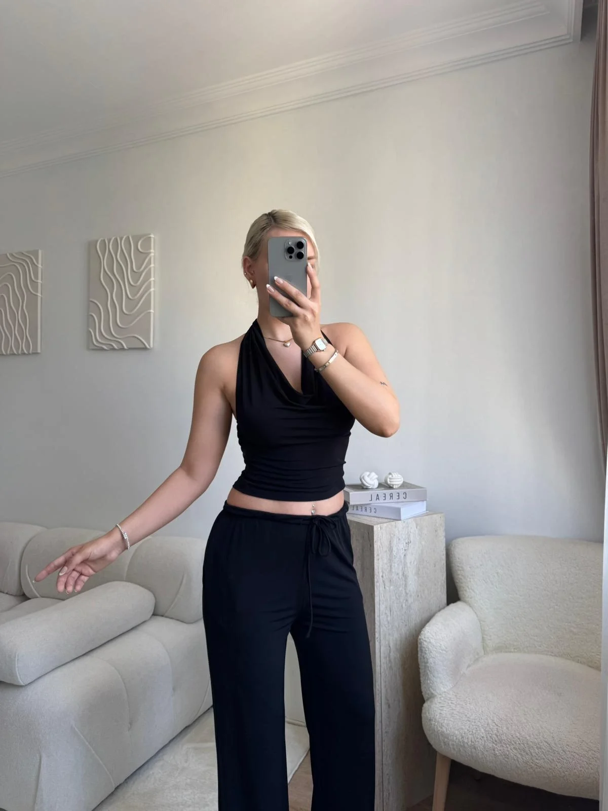 Siyah Halter Yaka Crop & Palazzo Takım