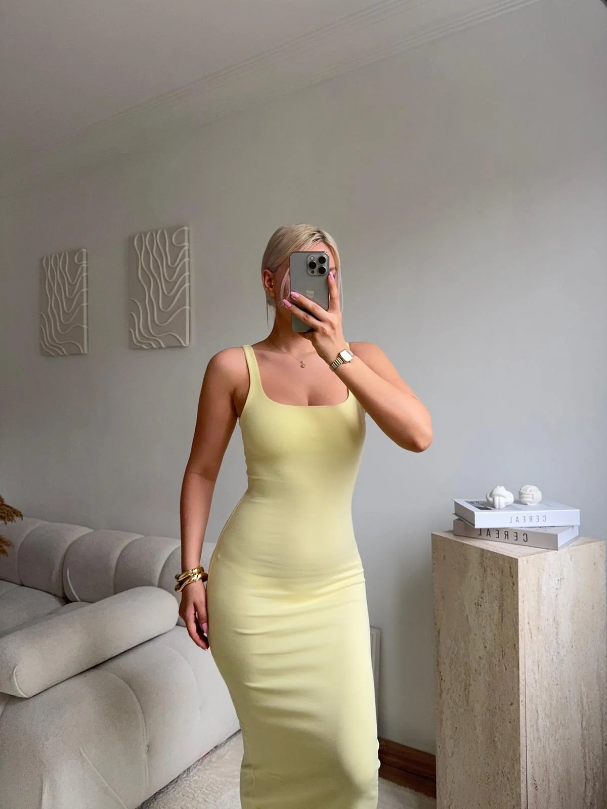 Askılı Kare Yaka Vücuda Oturan Midi Elbise - SARI