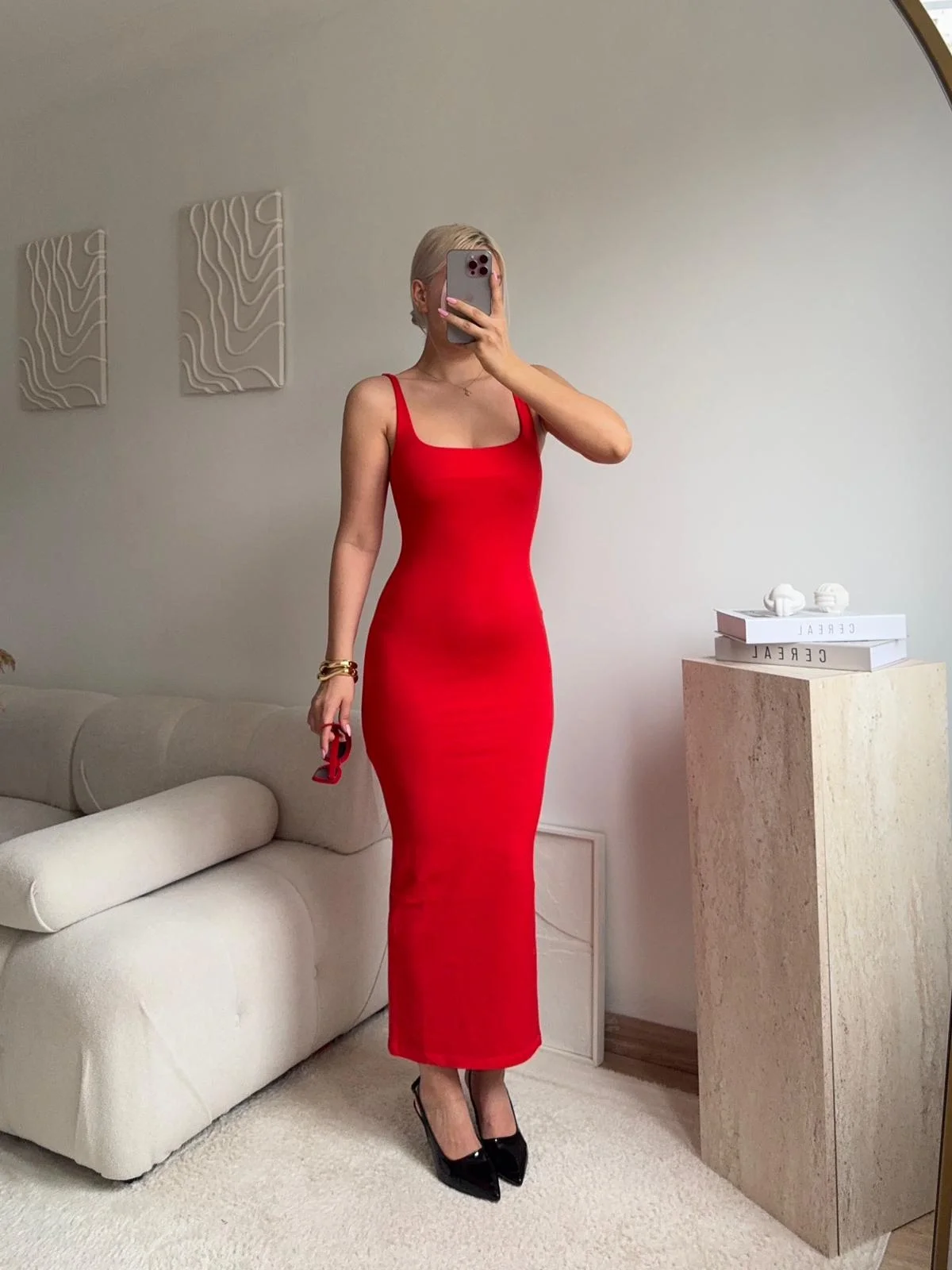 Askılı Kare Yaka Vücuda Oturan Midi Elbise - KIRMIZI