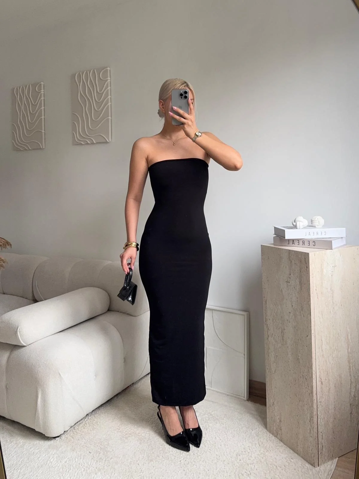 Straplez Vücuda Oturan Yırtmaçlı Midi Elbise - SİYAH