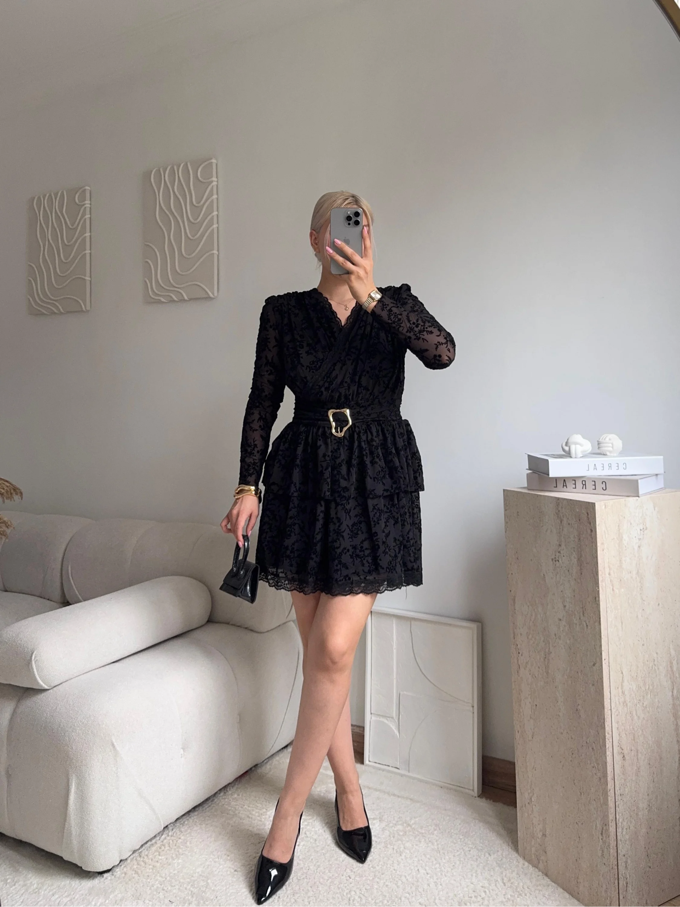 Kruvaze Kemerli Dantel Elbise - SİYAH