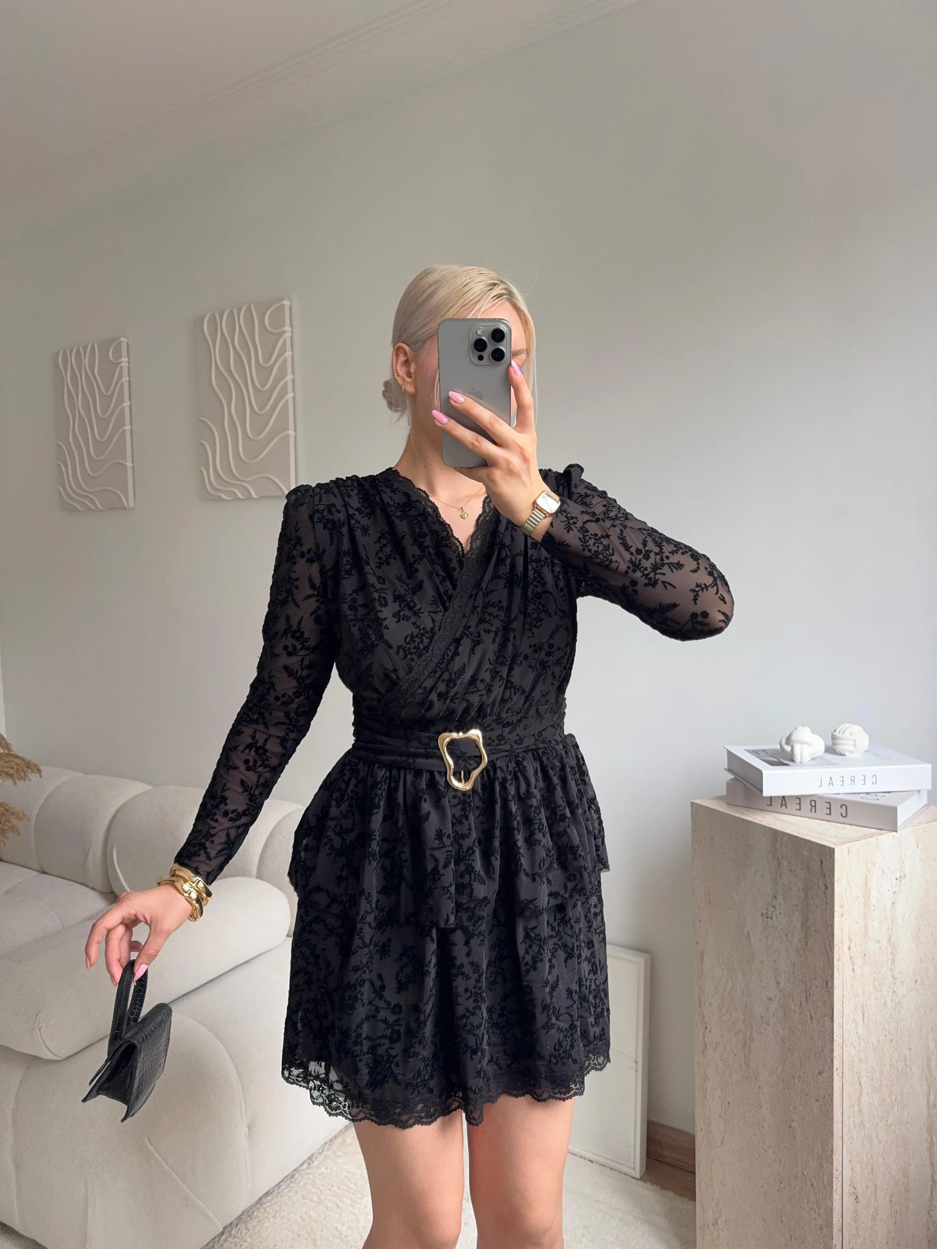 Kruvaze Kemerli Dantel Elbise - SİYAH