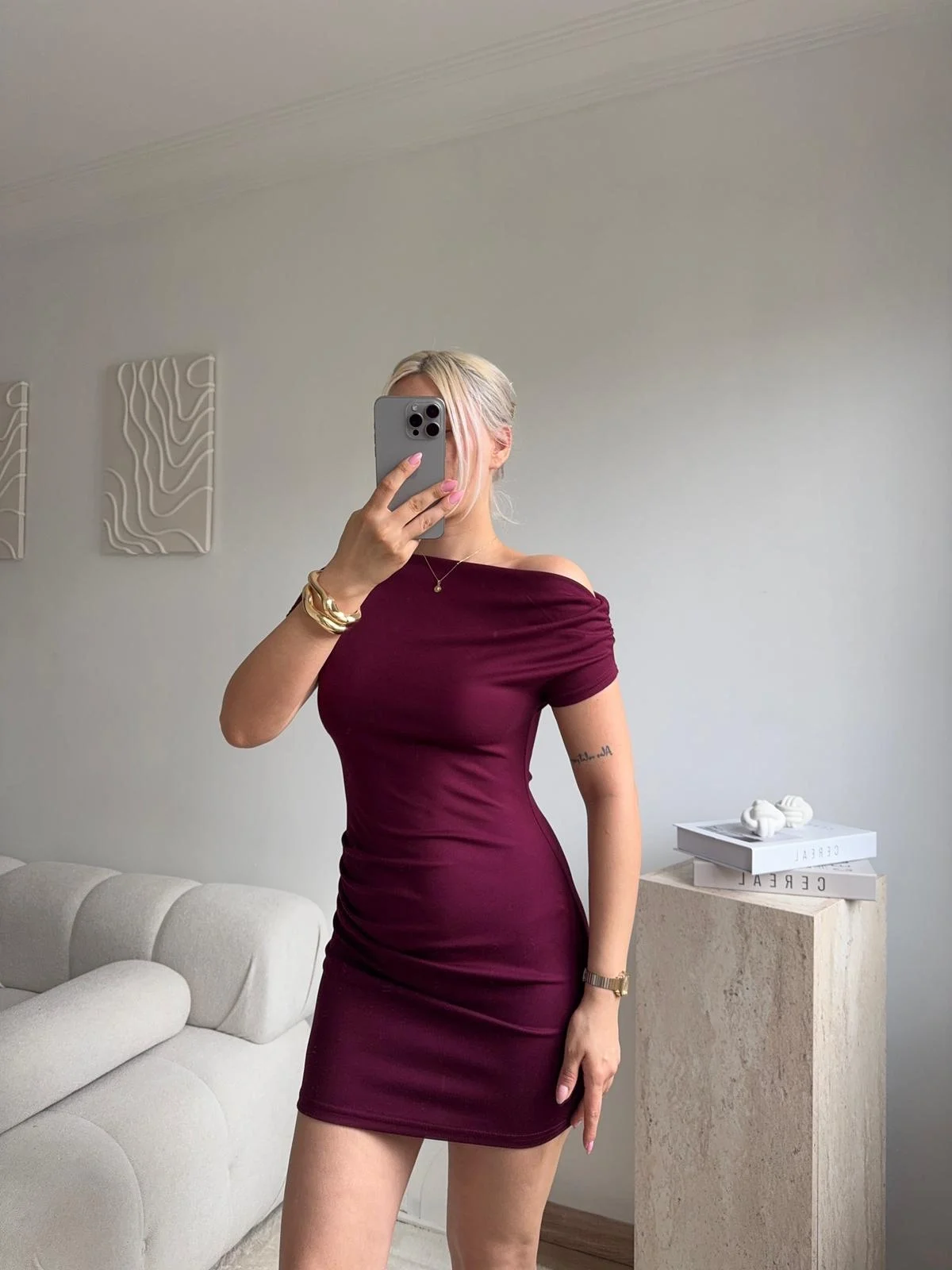 Kayık Yaka Vücuda Oturan Mini Elbise- BORDO