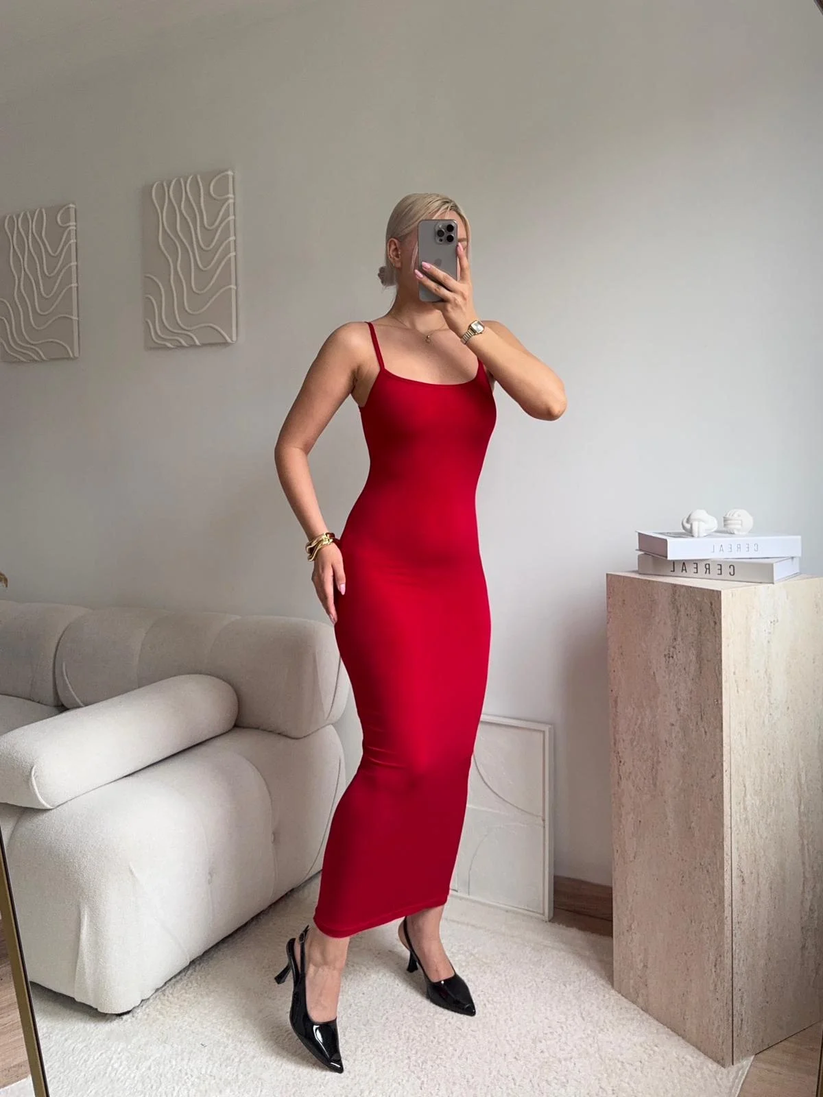 Kırmızı Askılı Maxi Elbise