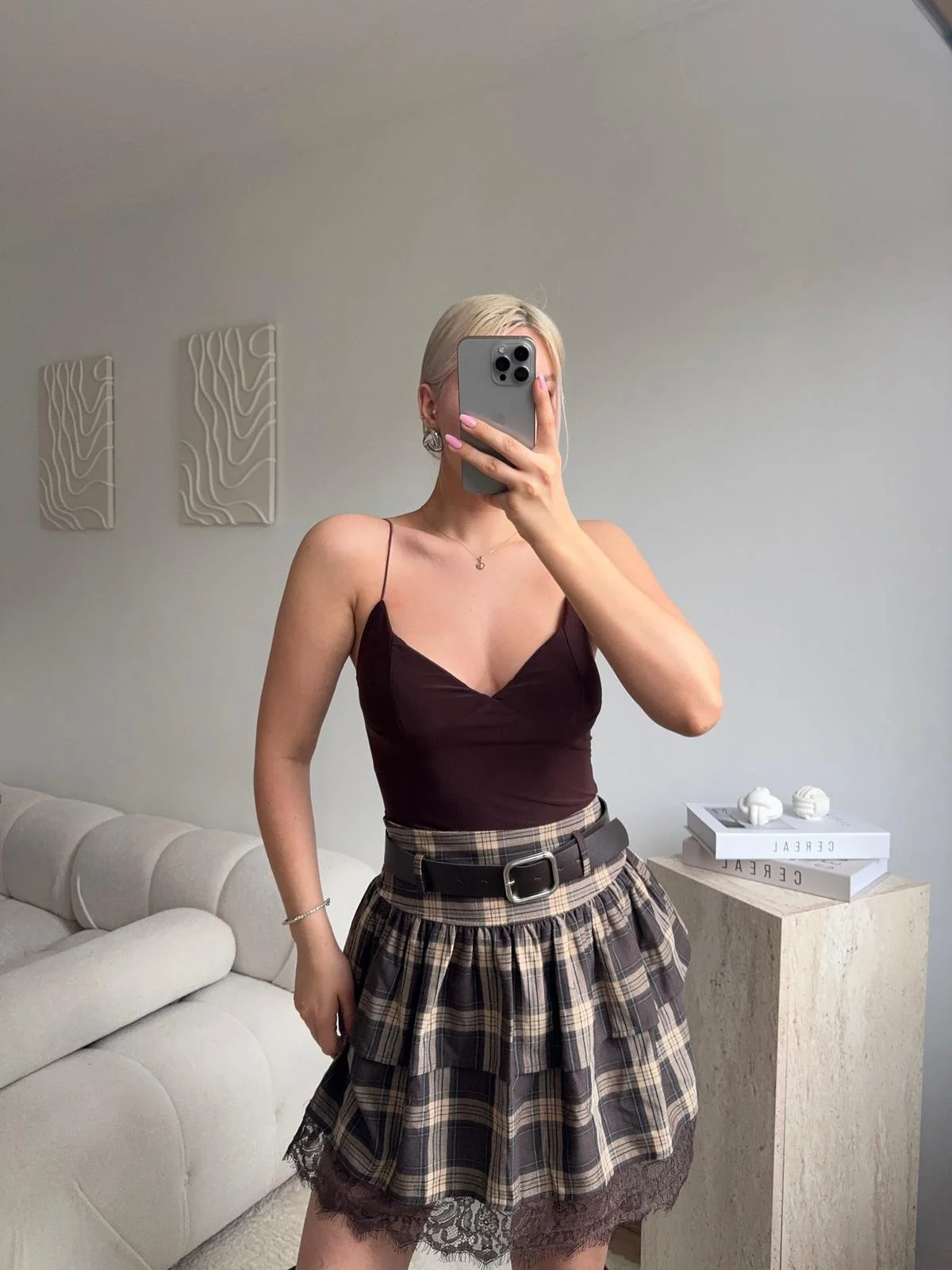 İp Askılı V Yaka Sırt Dekolteli Bodysuit - KAHVE