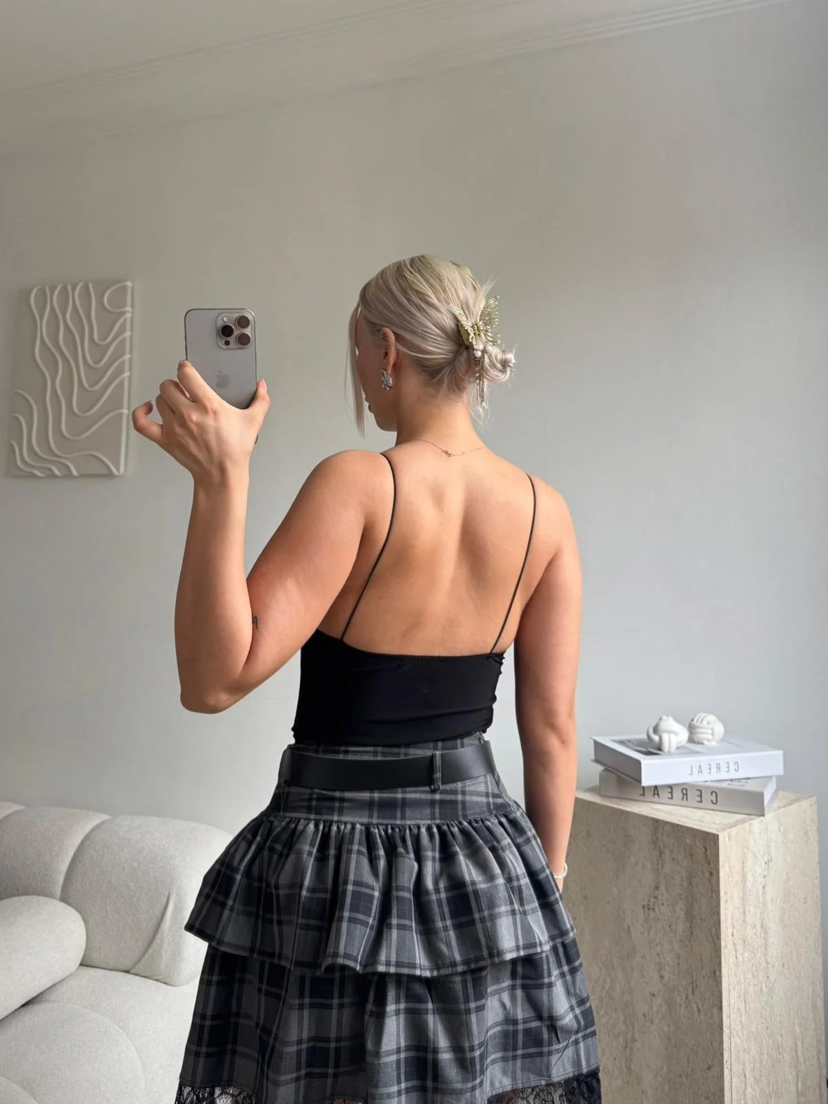 İp Askılı V Yaka Sırt Dekolteli Bodysuit - SİYAH