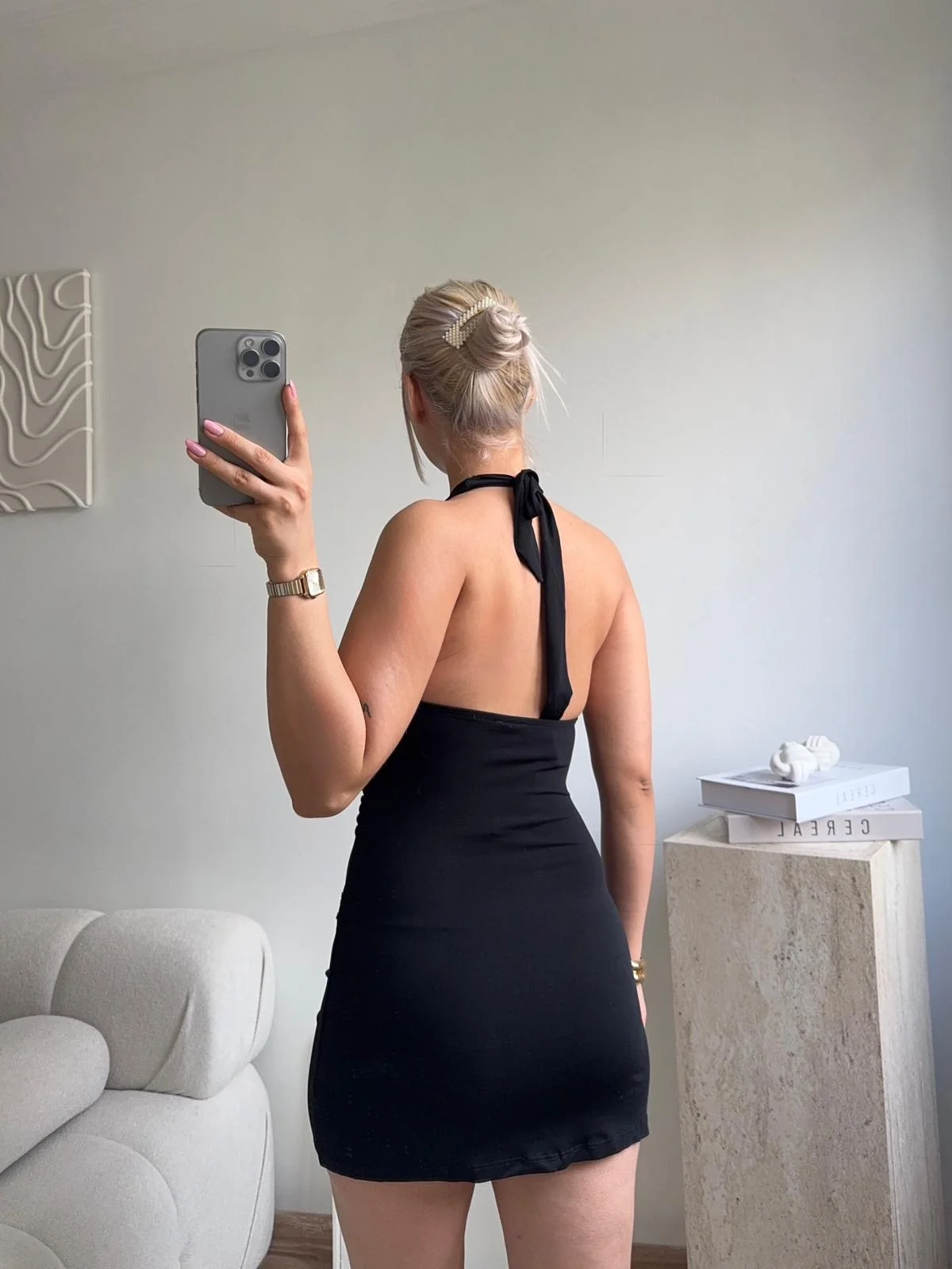 Halter Yaka Sırt Dekolteli Mini Elbise - SİYAH