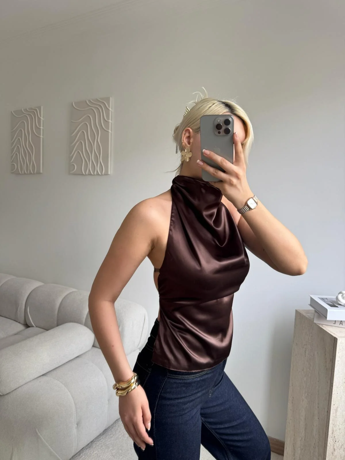 Saten Halter Yaka Sırtı Açık Dökümlü Bluz - KAHVE