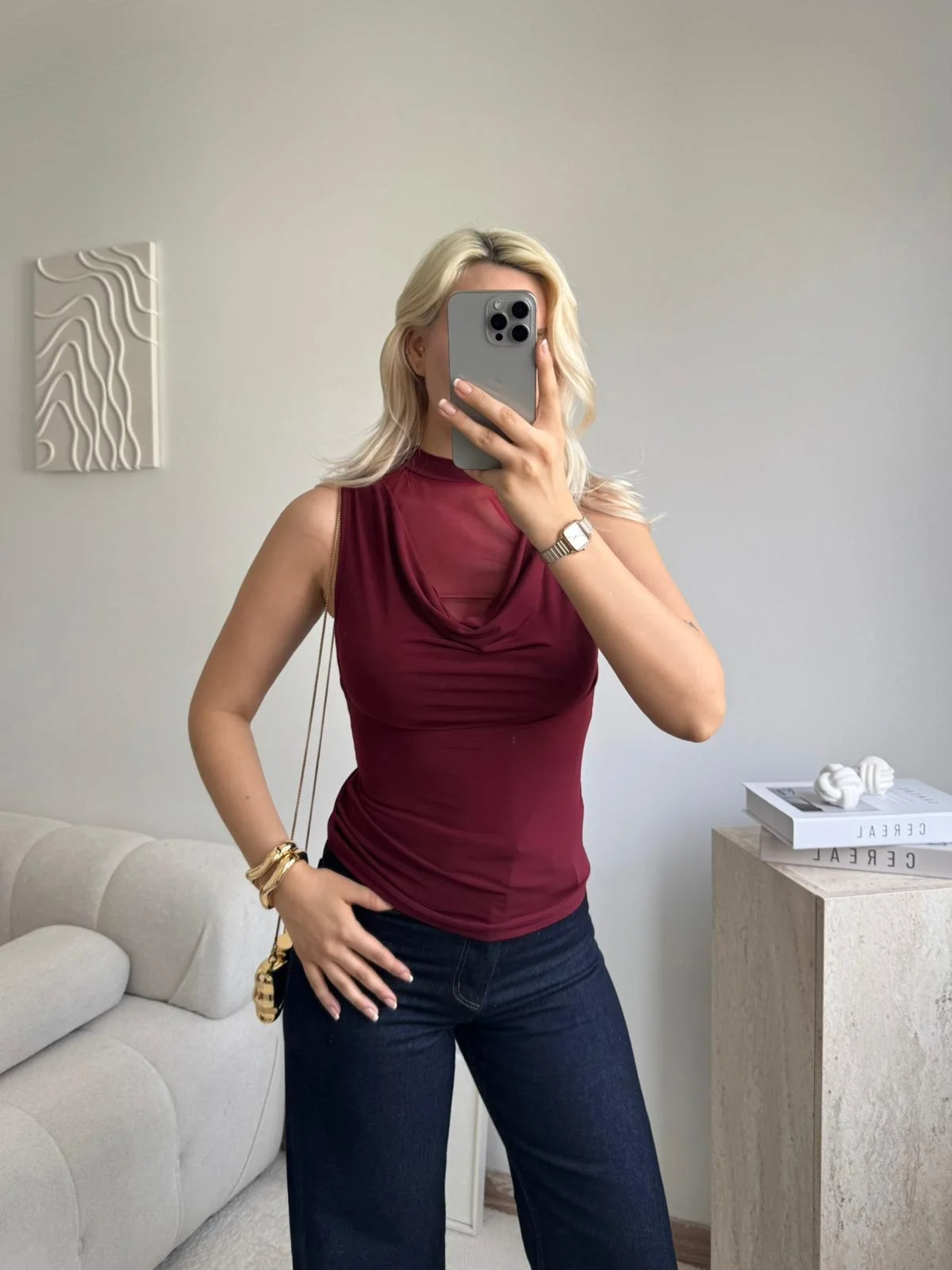 Transparan Tül Detaylı Yarım Balıkçı Yaka Kolsuz Bluz - BORDO