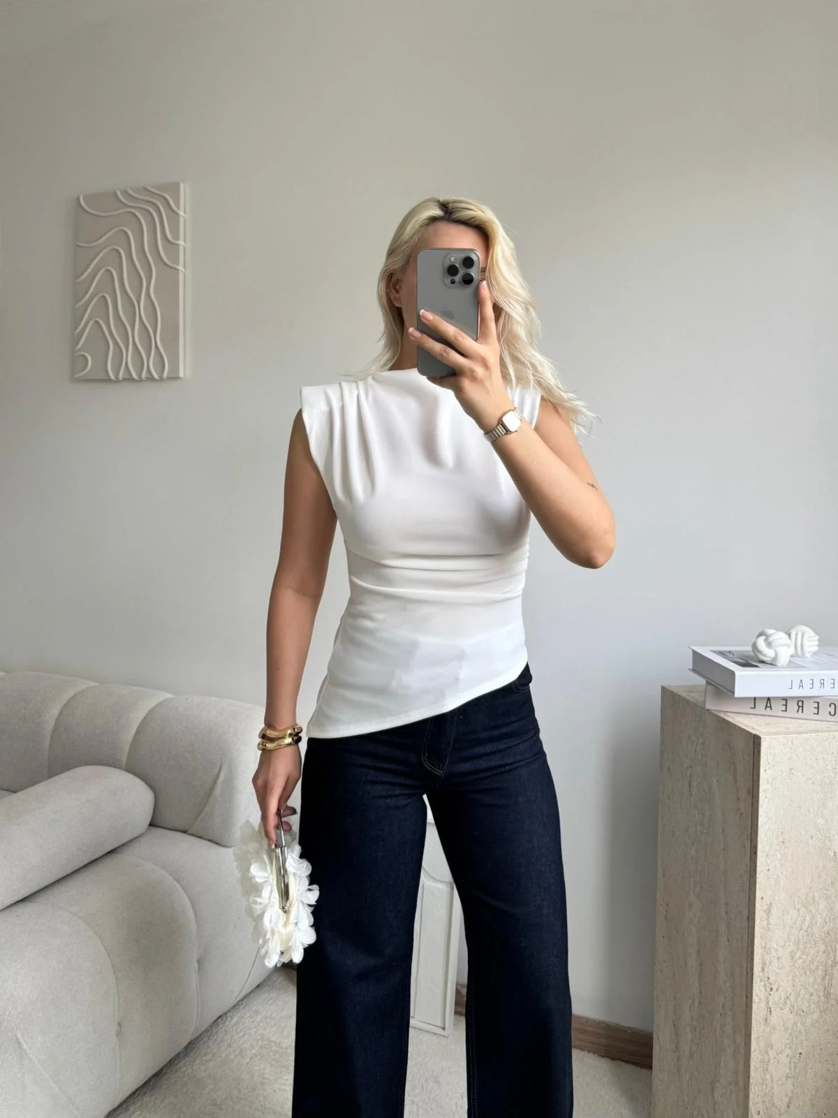 Vatkalı Asimetrik Bluz - BEYAZ