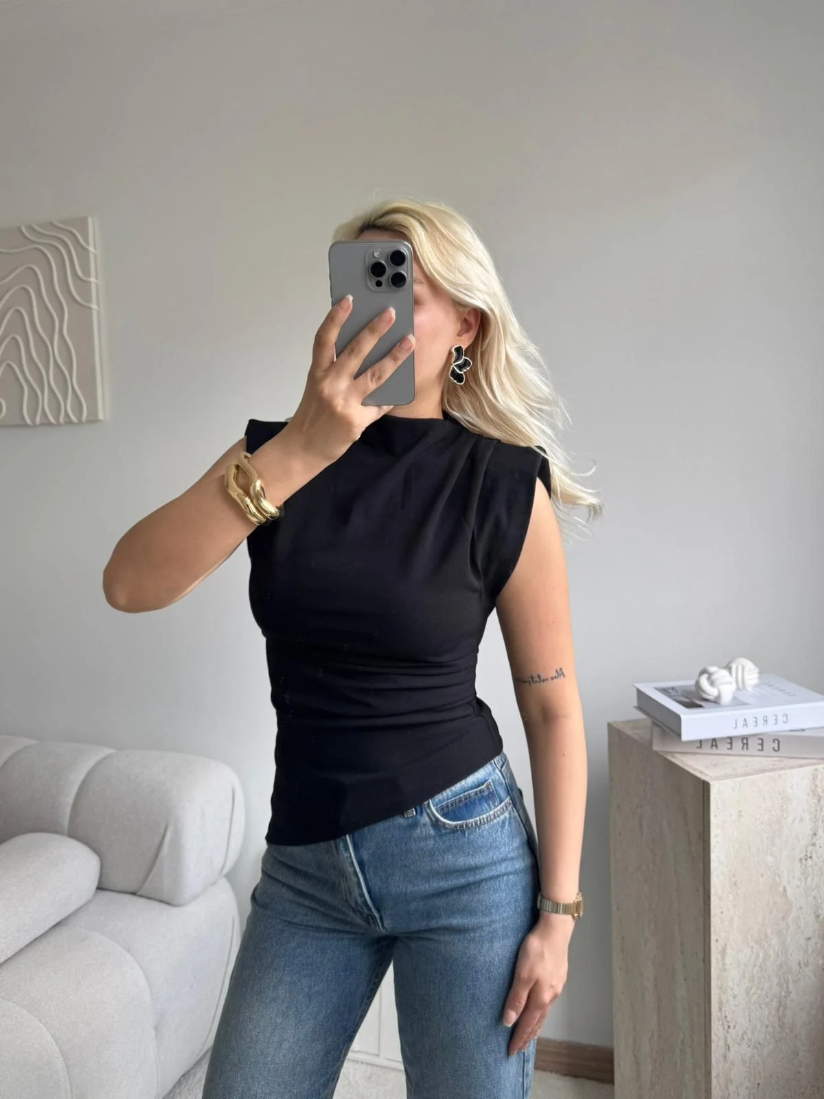 Vatkalı Asimetrik Bluz - SİYAH